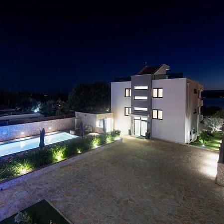 Villa Marija Свети свети Филип и Яков Екстериор снимка
